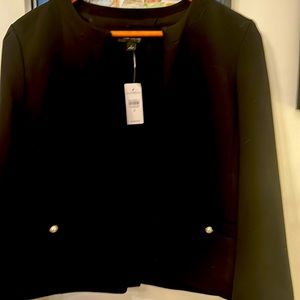 Ann Taylor women’s size 12 black cropped NWT